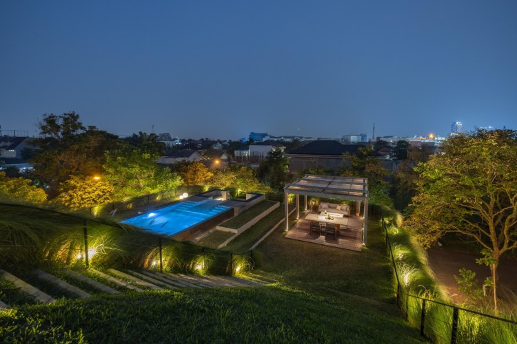 split-mass-residence-moderna-kuca-dzakarta-27 