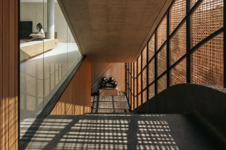 split-mass-residence-moderna-kuca-dzakarta-7 