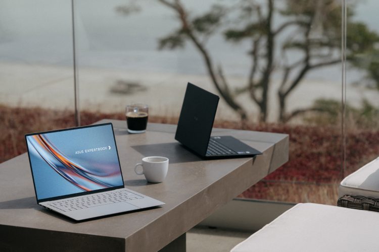 asus-expertbook-ultra-poslovni-laptop-intel-core-ultra-3k-oled-ai-tehnologija-premium-poslovna-tehno-17 