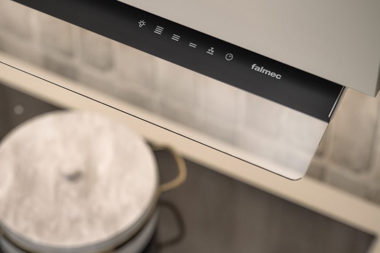 falmec-virgola-touch-comfort-2026-ugradna-kuhinjska-napa-akusticni-komfor-luksuzne-kuhinje-enterijer-3 