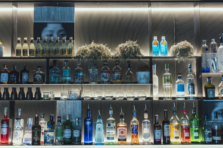 umami-restoran-kortona-toskana-japanski-enterijer-14 