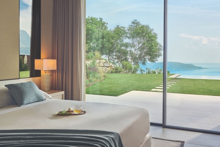 sky-pool-villas-lefay-lago-di-garda-luksuzni-enterijer-13 