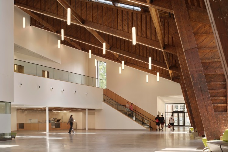 john-hunt-student-life-centre-toronto-arhitektura-23 