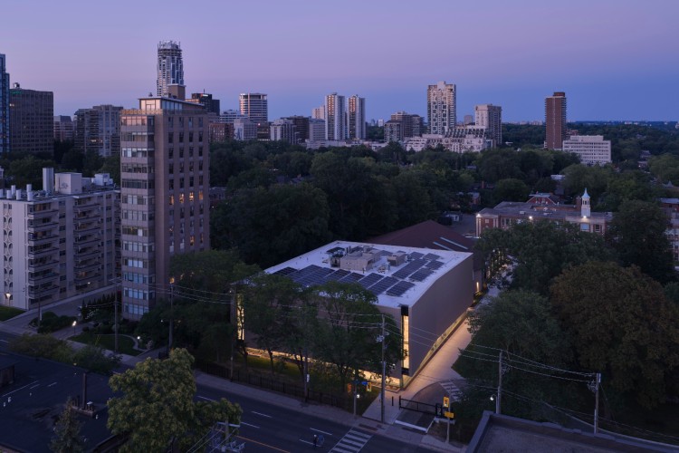 john-hunt-student-life-centre-toronto-arhitektura-13 