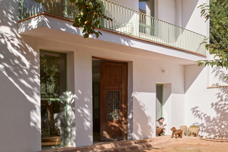 the-doctors-house-valensija-renovirana-porodicna-kuca-21 