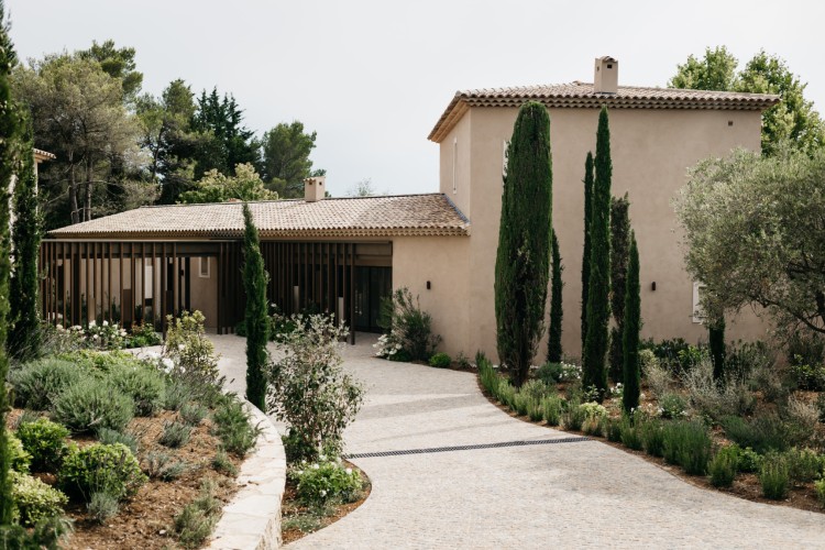 villa-elaia-mediteranska-vila-francuska-enterijer-44 