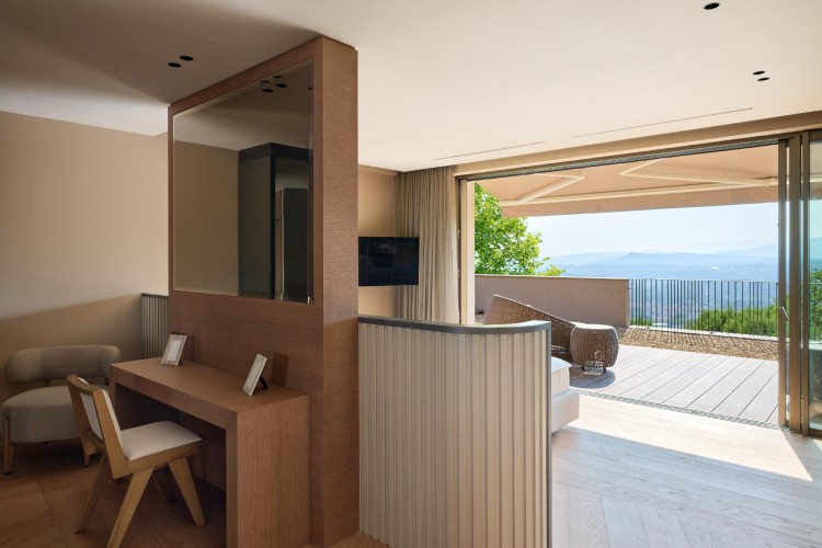 villa-elaia-mediteranska-vila-francuska-enterijer-27 