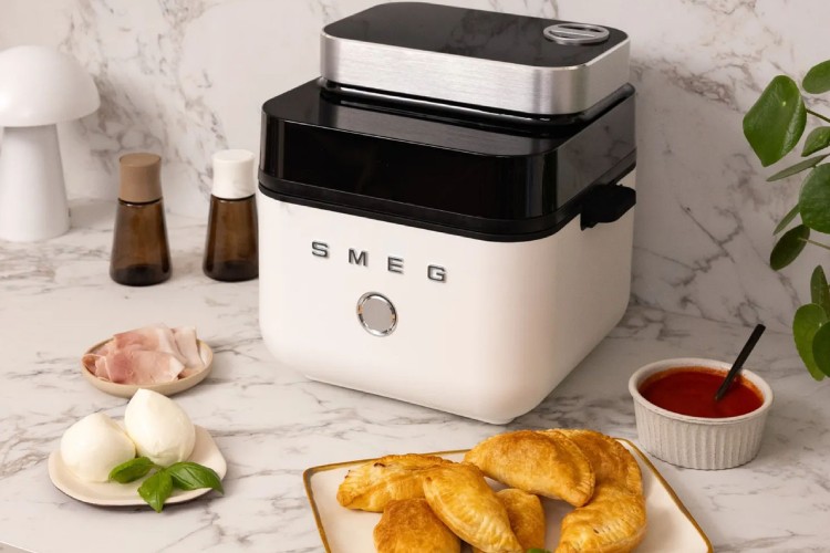 smeg-dual-flavour-air-fryer-sa-parom-4 