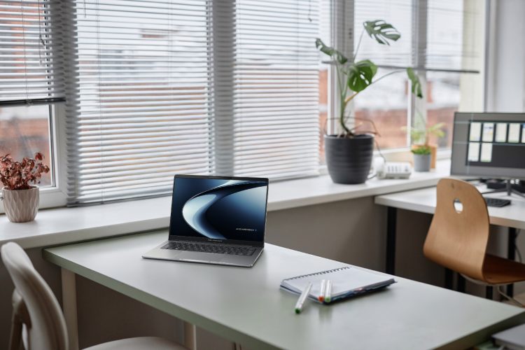 asus-expertbook-poslovni-laptop-za-profesionalce-kompanije-i-moderan-nacin-rada-17 