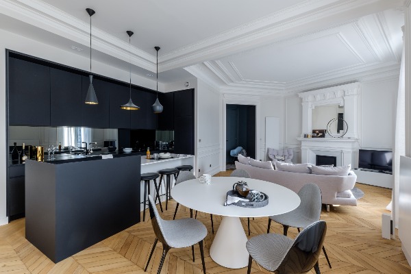 Husmanov stil apartmana u Parizu, modernizovan od strane Ritmonio kompanije