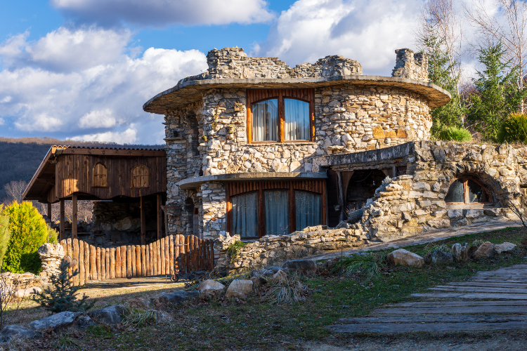 moderna-rusticna-kuca-od-kamena.jpg