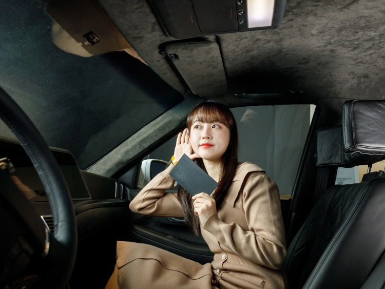 Kompanija LG predstavila svoje nevidljive i ultra tanke zvučnike za automobil
