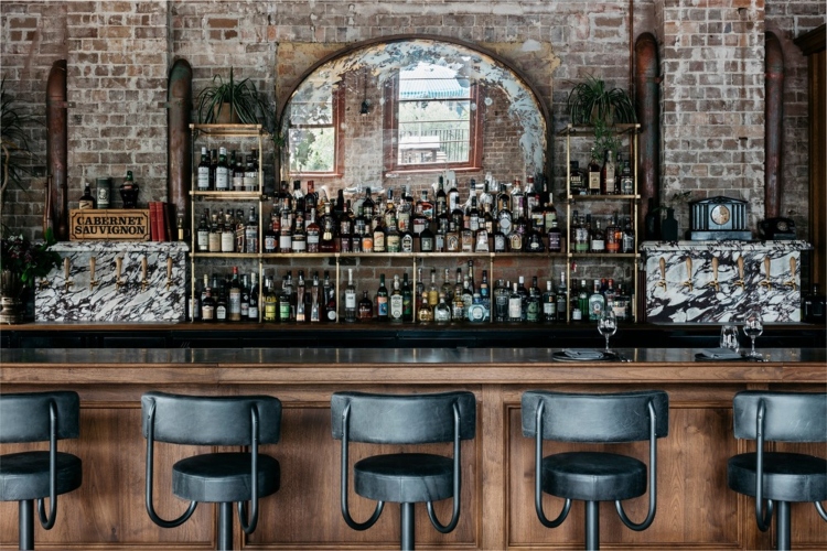 Industrijski enterijer restorana Stanton & Co