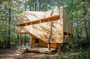 Udobna, svetla i ispunjena toplinom: ovako bi izgledala kuća u potpunosti izgrađena od drveta