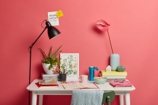 Nežne i tako očaravajuće: najlepše kućne kancelarije u roze i breskva nijansama