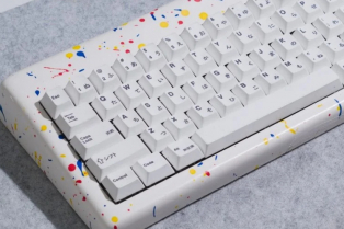 Mason60 Schizzato: elegantna tastatura inspirisana keramikom