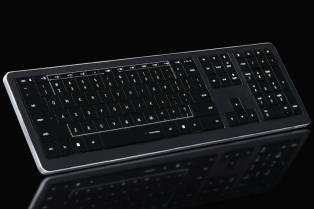 Revolucionarna CLVX 1 tastatura i tačped u jednom