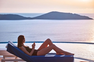 Luksuzno grčko odmaralište na smaragdnom brdu