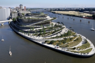 Hamburg dobija novu operu koja izgleda kao modna pista budućnosti