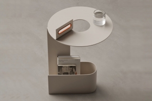 TWIST: stočić koji se savija, uvija i glumi policu – mali komad koji menja celu sobu