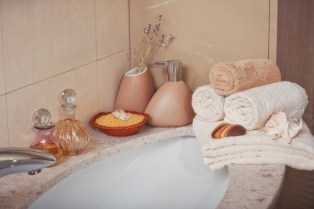 Jesenji spa kod kuće: kako uneti boje, mirise i udobnost u svoj prostor