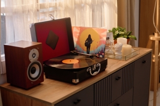 Kada muzika postane meditacija: kako gramofon i ploče mogu da oblikuju vašu malu oazu