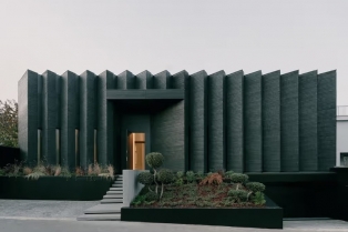 Inverted House: Kuća koja okreće pogled ka unutrašnjem horizontu