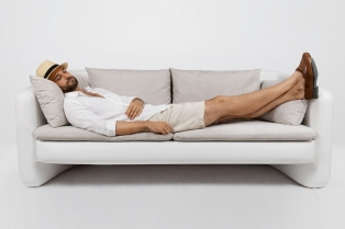Ova sofa staje u torbu – i izgleda kao pravi luksuzni nameštaj
