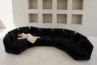 Crna je nova doza luksuza: Valentini Oliver sofa menja pravila uređenja dnevne sobe