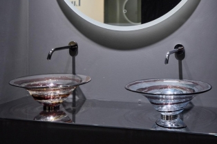 Lavabo od Murano stakla: Kada boja postane najlepši detalj kupatila